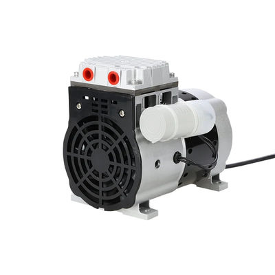 AC 110-230V Typ Kolben Vakuumluftkompressor Leichtgewicht 50LPM HP-40C